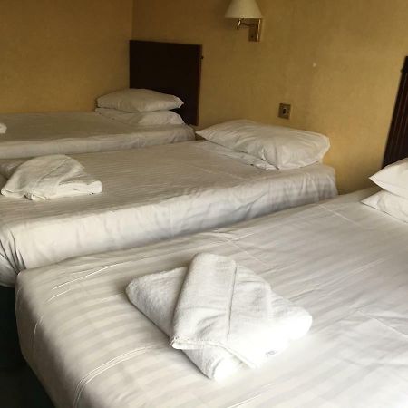 Cedar Tree Hotel รูจลีย์ ภายนอก รูปภาพ